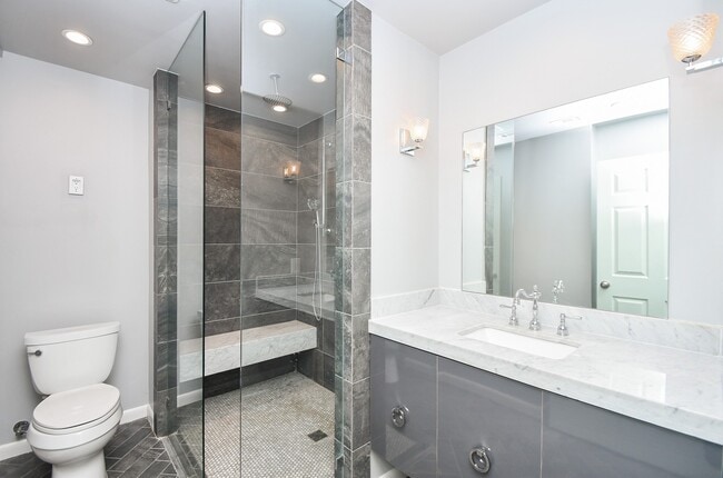 Building Photo - 6602 Housman