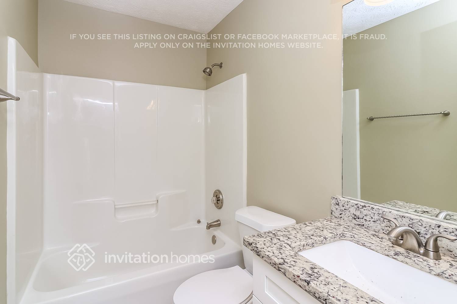 Building Photo - 3920 Garrett Springs Dr