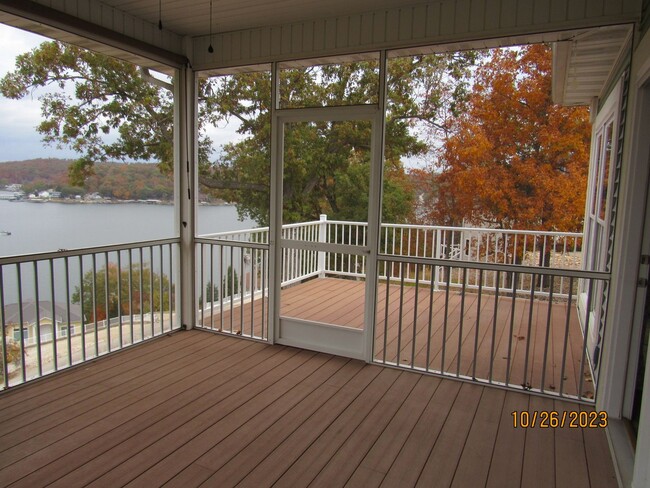 Building Photo - Lake View House with Boat Slip