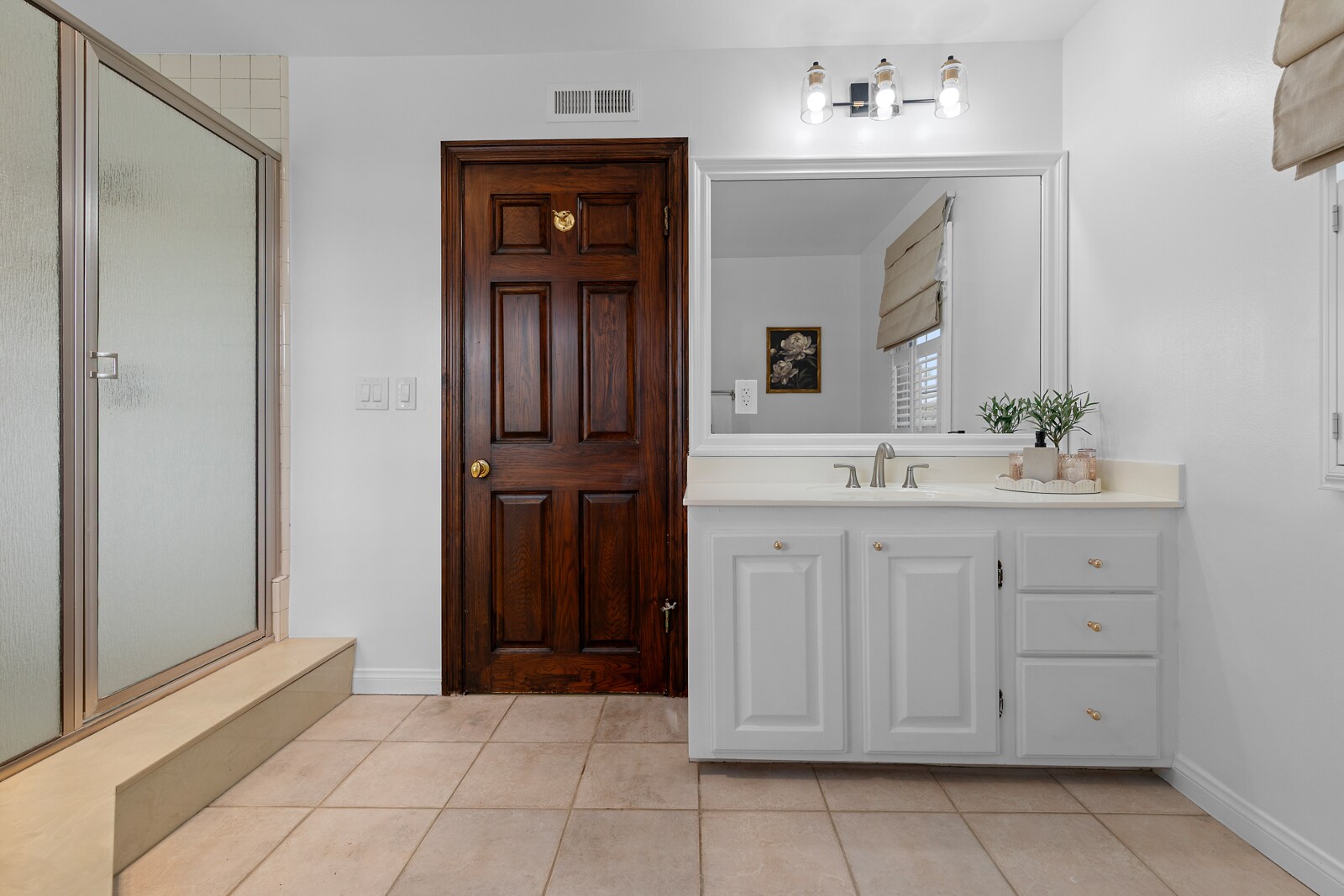 Building Photo - 16842 Harkness Cir