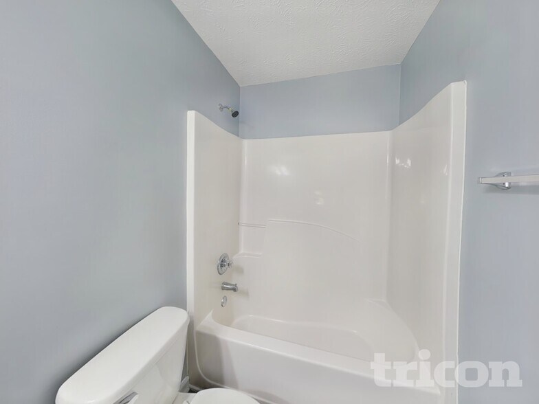 Building Photo - 529 McCain Creek Trail