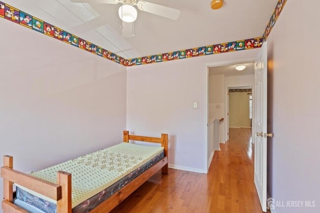 Building Photo - 1209 Blossom Cir