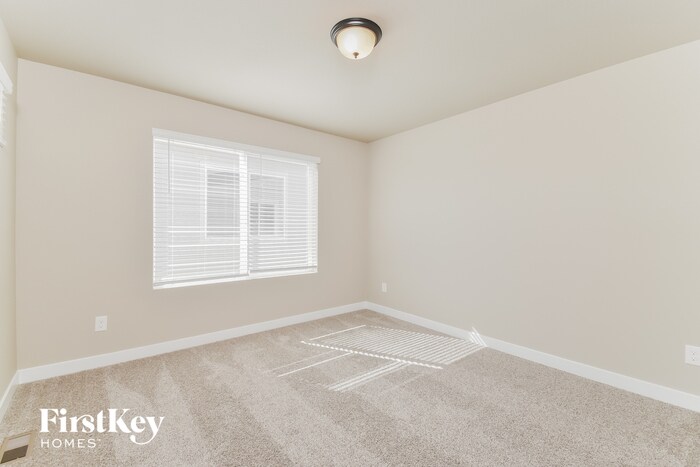 Building Photo - 11147 Murrelet Dr