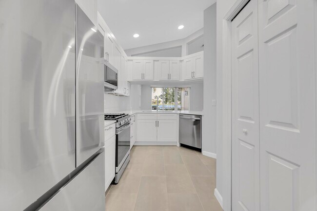 Building Photo - 11323 SW Mountain Ash Cir