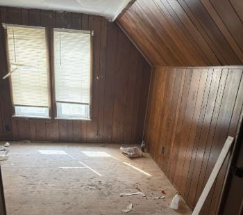 Building Photo - 2209 West Krause Avenue