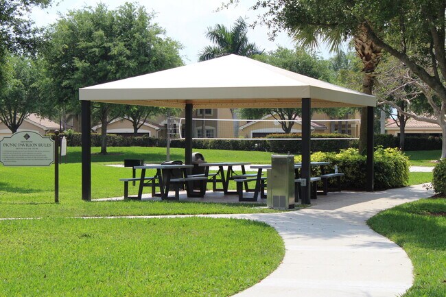 Building Photo - 7896 Picklewood Park Dr
