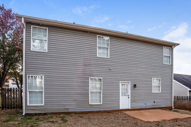 Building Photo - 6812 Blake Brook Dr