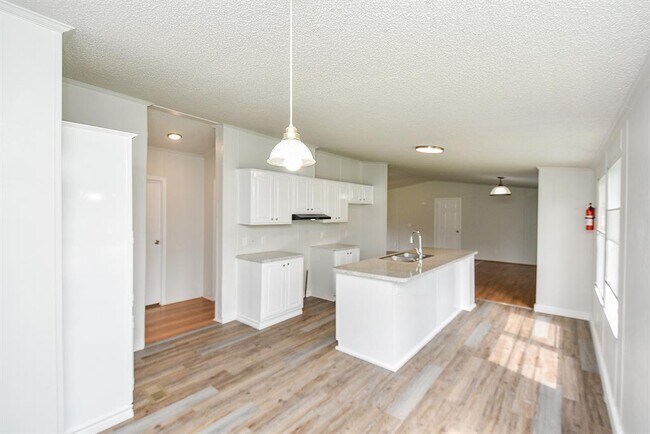 Building Photo - 12751 Roy Harris Loop