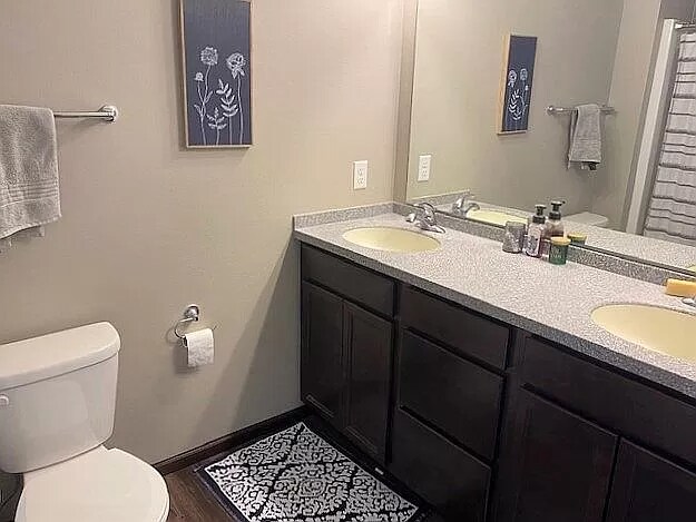 Building Photo - 478 RJ Dr