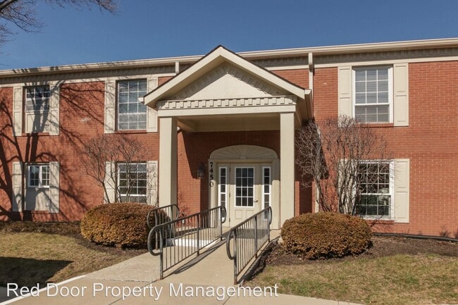 Building Photo - 7450 Lions Head Dr