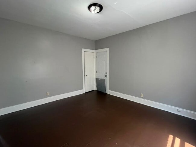 Building Photo - 3697 E 146th St