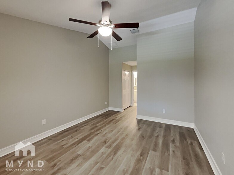 Building Photo - 8280 Philatelic Dr