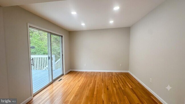 Building Photo - 11115 Schuylkill Rd