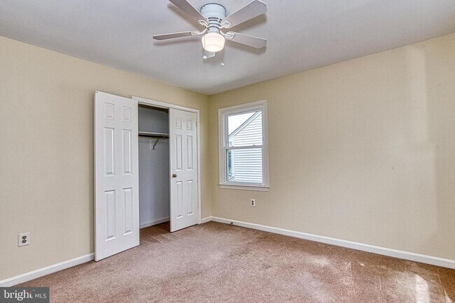 Building Photo - 2205 Cedar Mill Ct
