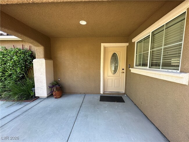 Building Photo - 6545 Cedar Waxwing St