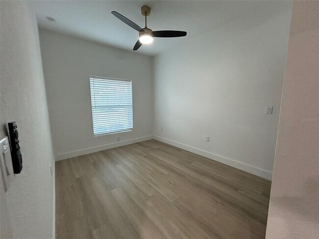 Building Photo - 12602 Buffing Rd