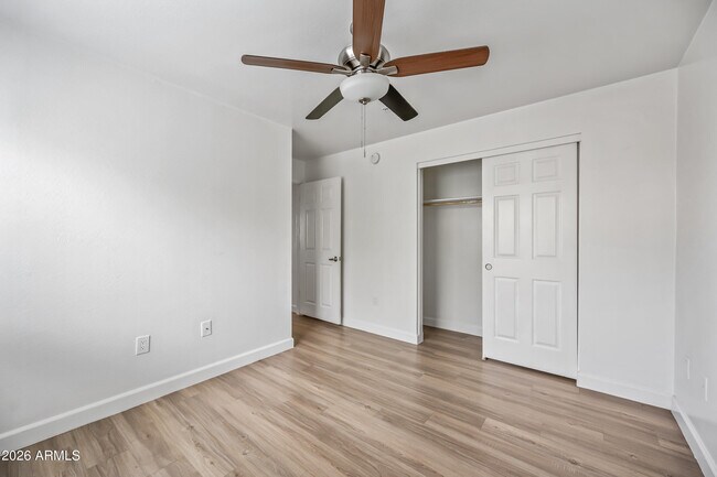 Building Photo - 3065 N 67th Ave