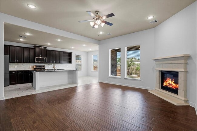 Building Photo - 10126 N Whimbrel Cir
