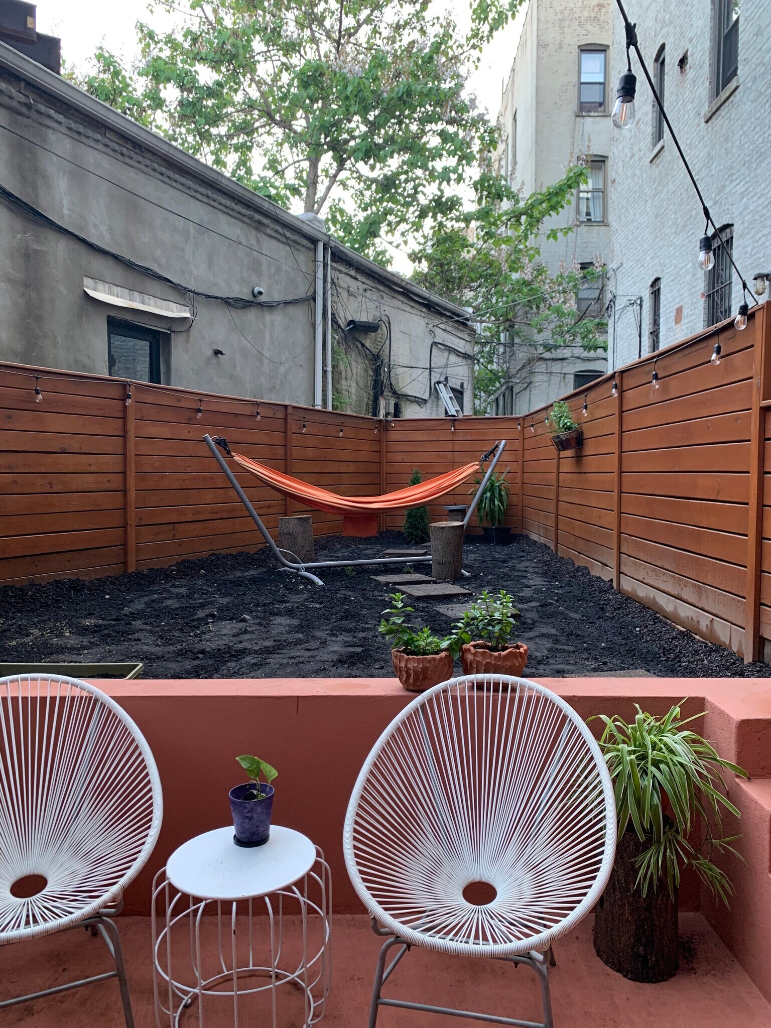 Building Photo - 238 Saint James Pl
