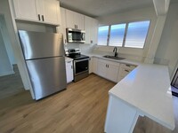 Building Photo - 904 Lunalilo St