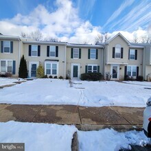 Building Photo - 953 Lynham Ct