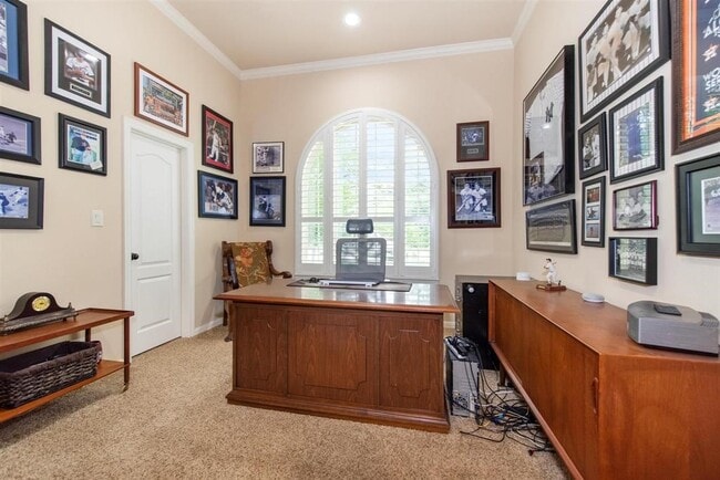 Building Photo - 8323 Floating Heart Ct