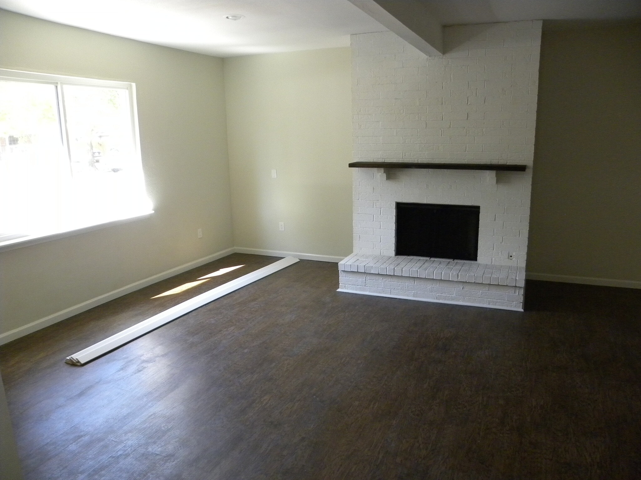 Building Photo - 10308 Libby Ln