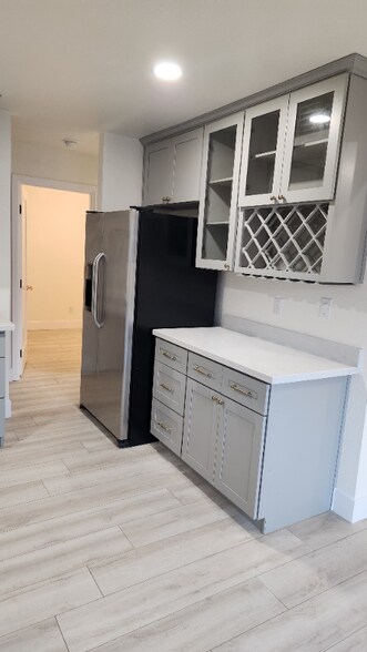 Building Photo - 4573 Bomark Way