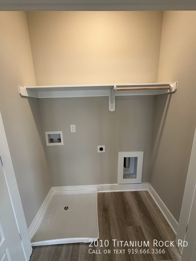 Building Photo - 2010 Titanium Rock Rd