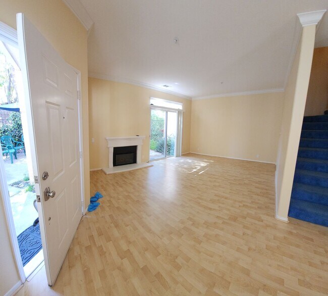 Building Photo - Fantastic home in the Arbors!