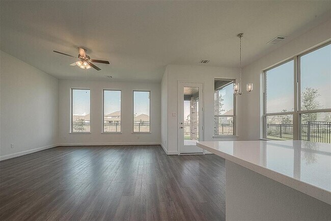 Building Photo - 2040 Terra Rose Dr