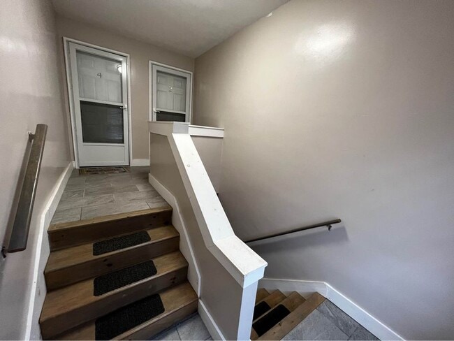 Building Photo - 65 N Brinker Ave
