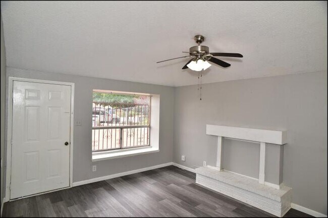 Building Photo - 2 bedroom in El Paso TX 79907