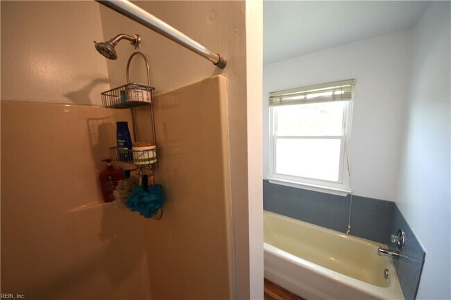 Building Photo - 1197 Dovetail Ct