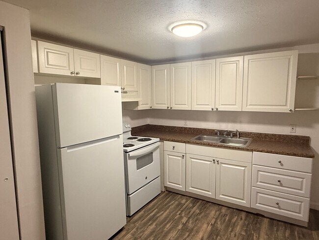 Building Photo - 3811 N 54th St