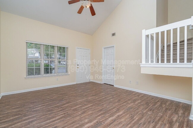 Building Photo - 16849 Greenlawn Hills Ct