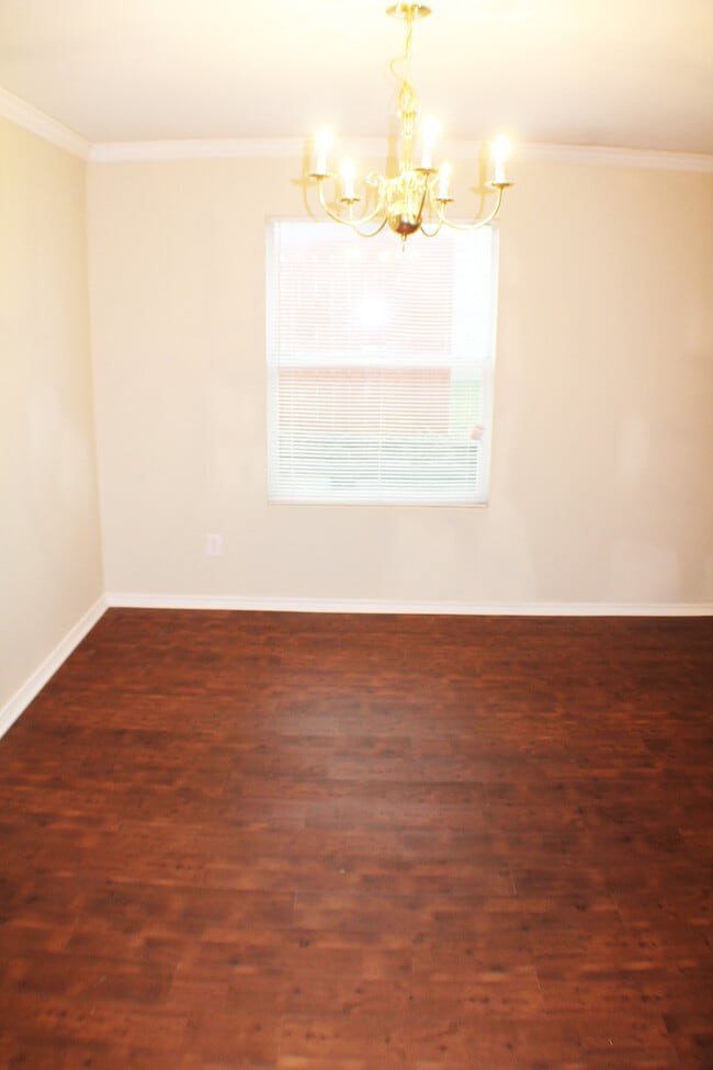 Building Photo - Great One story home in Enclave and Willow...