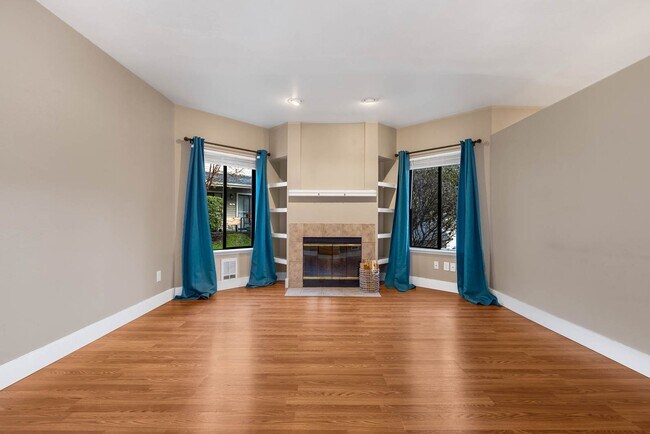 Building Photo - 9009 Avondale Rd NE