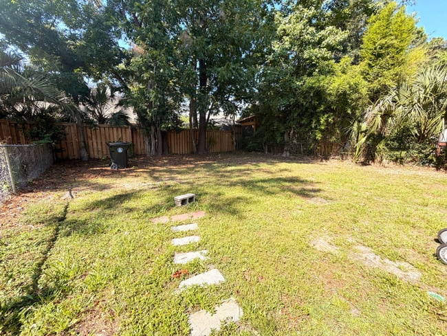 Building Photo - 639-B Windermere Blvd.
