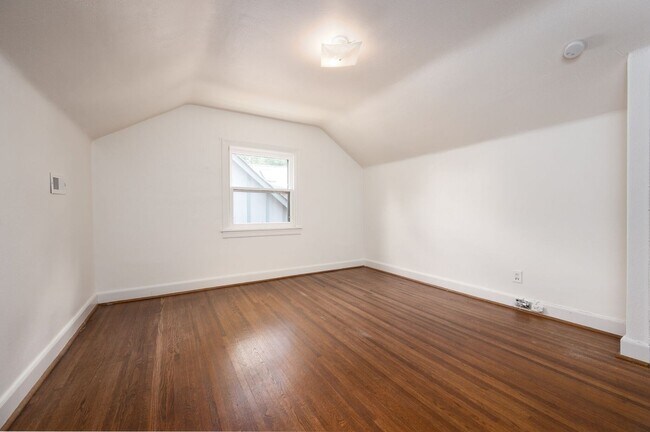 Building Photo - 1501 Clayton Ave