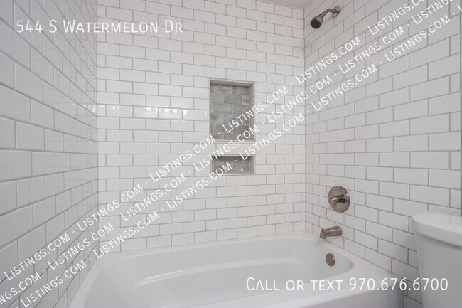Building Photo - 544 S Watermelon Dr