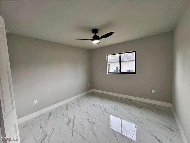 Building Photo - 3208 66th St W