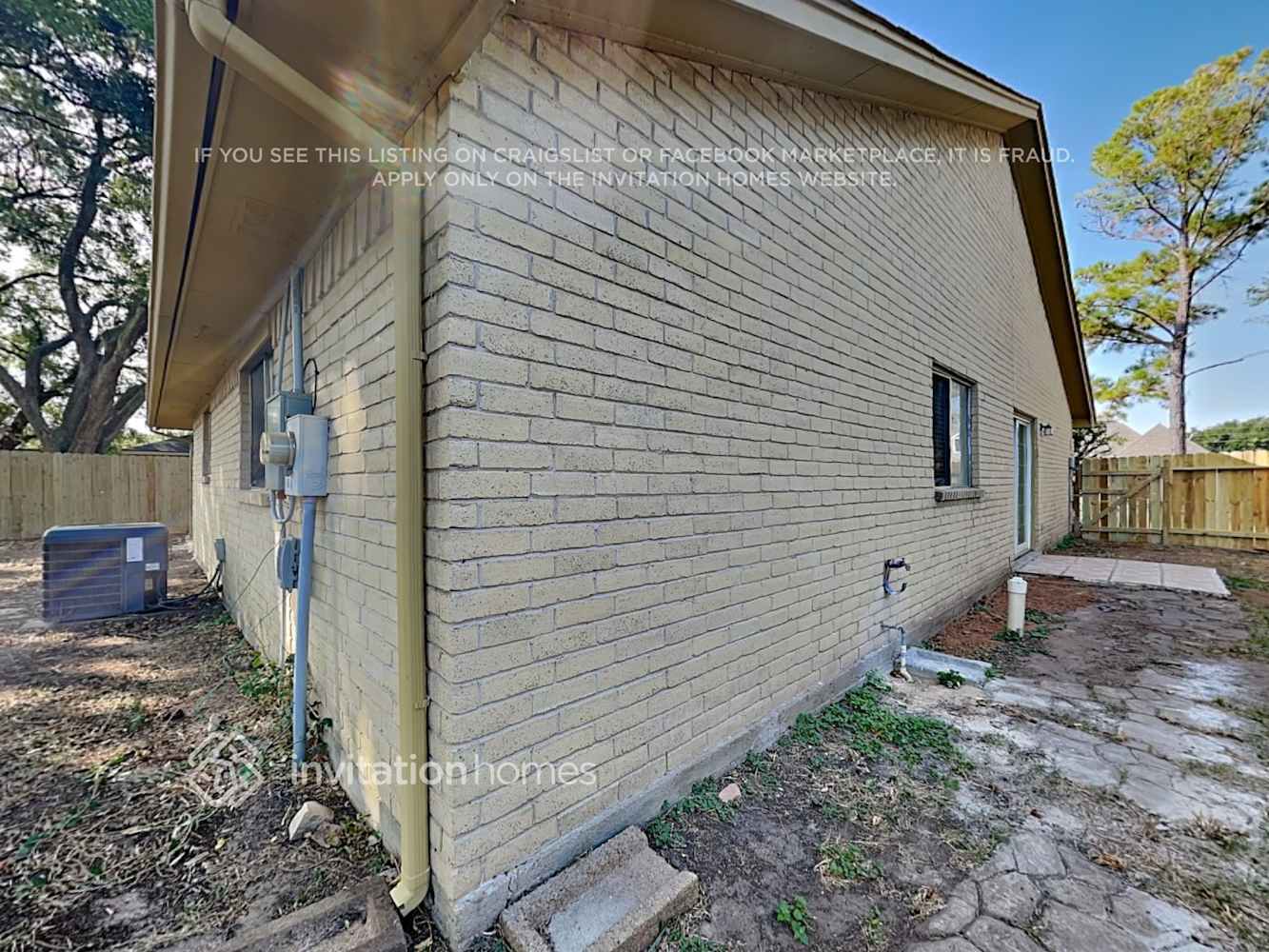 Building Photo - 16811 Tranquil Dr