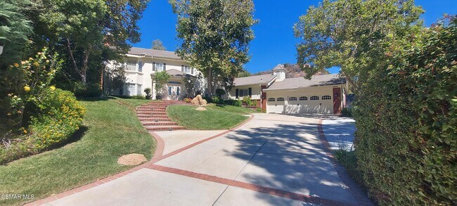 Primary Photo - 5892 Indian Crest Cir