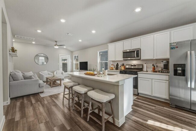 Building Photo - 1129 Tipton St