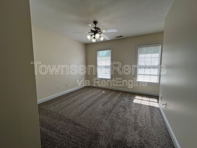 Building Photo - 3616 Heatherbrooke Dr