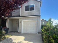 Building Photo - 7643 Coloma St
