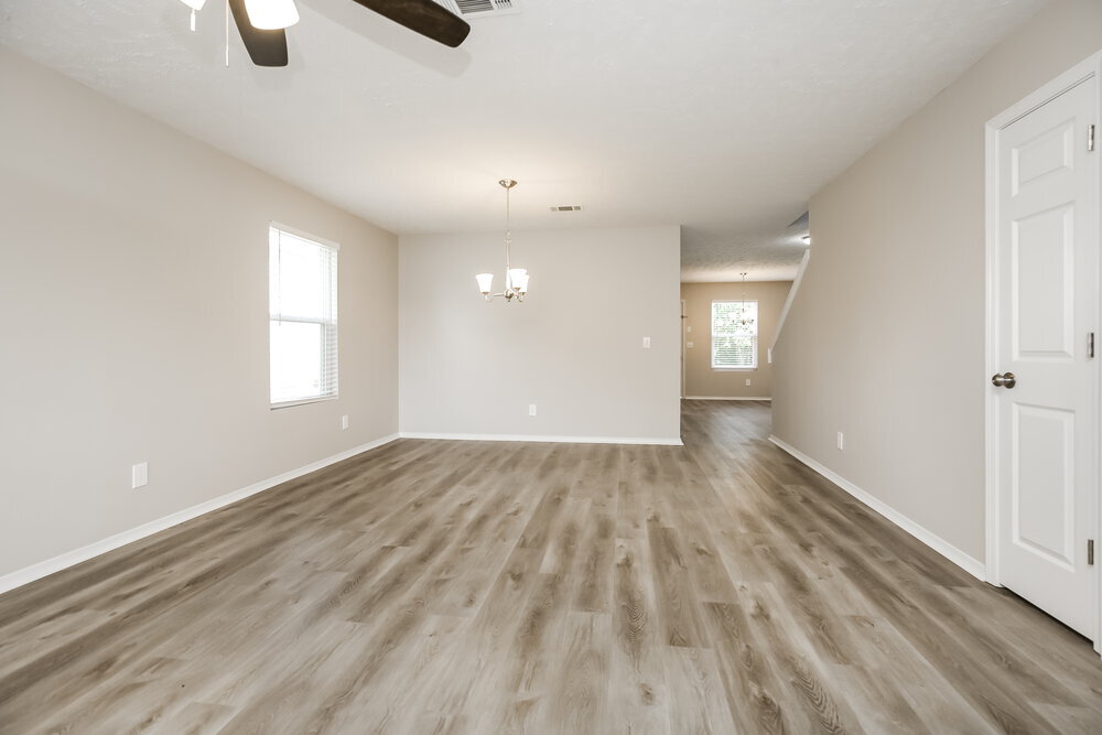 Building Photo - 1236 Lasalle Dr