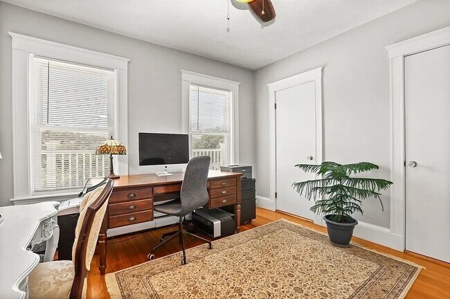 Building Photo - 25 Brayton Rd