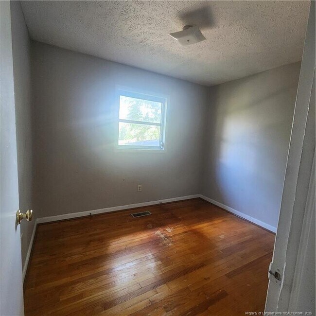 Building Photo - 501 Spaulding St